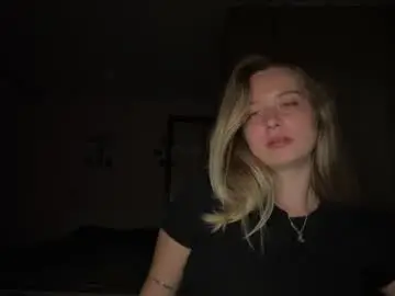 Chaturbate Best live sex cam show of moonlit_kiss_
