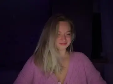 Chaturbate Sex Cam of moonlit_kiss_
