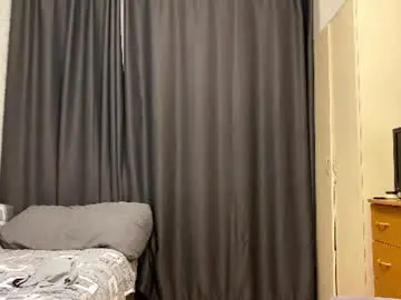 Chaturbate Live Sex Cam of phebeperfecto