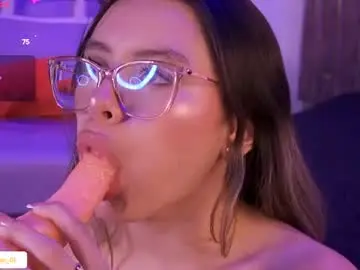 Chaturbate Live Porn of abril_valen