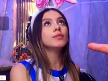 Chaturbate Best live sex cam show of abril_valen