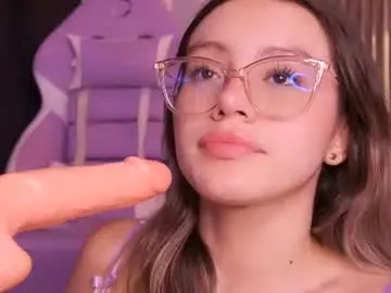Chaturbate Sex Cam of abril_valen