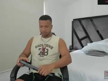 Chaturbate Best live sex cam show of annieandstefan