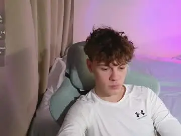 Chaturbate Free Porn Cam of cute_thomas