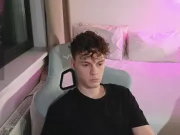 Chaturbate Nude Webcam of cute_thomas