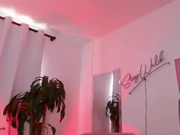 Chaturbate Live Sex of emmy_and_luna