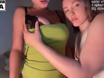 Chaturbate Adult Video Chat of miafleur
