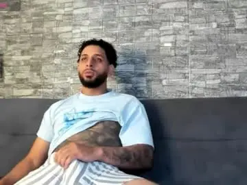 Chaturbate Live Porn of ashley_and_ash