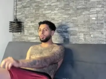 Chaturbate Free Live Porn of ashley_and_ash