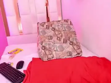 Chaturbate Live Sex Cam of emily_sexy3