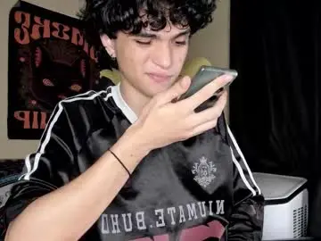 Chaturbate Free Porn Cam of halan_jr