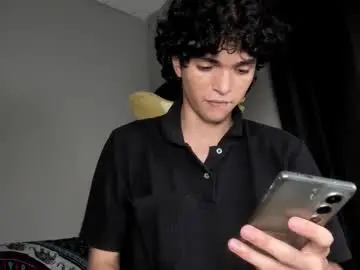 Chaturbate Free Porn Cam of halan_jr