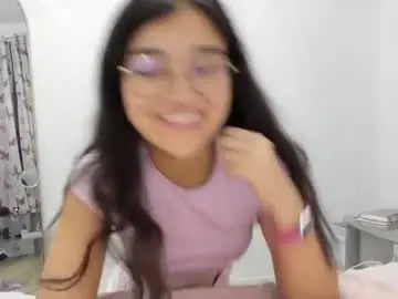 Chaturbate Free Porn Cam of isasuarezzzz