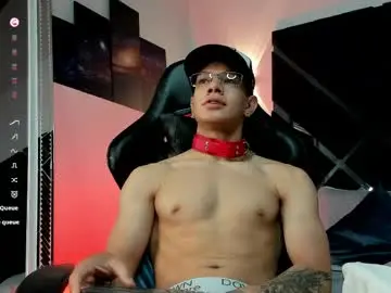 Chaturbate Watch Live Sex Cams of tony_petrov