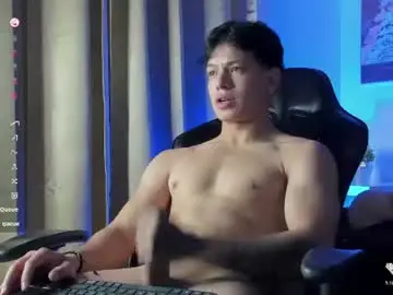 Chaturbate Adult Video Chat of tony_petrov