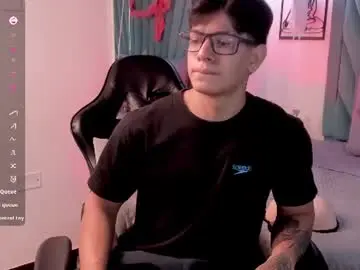Chaturbate Live Sex of tony_petrov