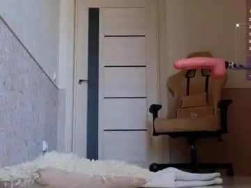 Chaturbate Watch Live Sex Cams of villuuvargas