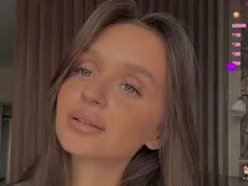 Chaturbate Free Porn Cam of villuuvargas