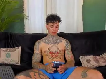 Chaturbate Live Porn of aron_ford