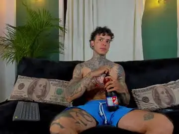 Chaturbate Live Sex of aron_ford