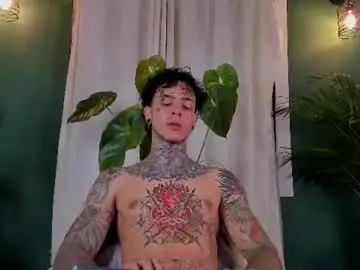 Chaturbate Best live sex cam show of aron_ford