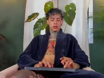 Chaturbate Watch Live Sex Cams of aron_ford