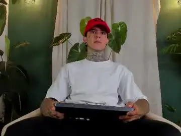 Chaturbate Live Porn of aron_ford