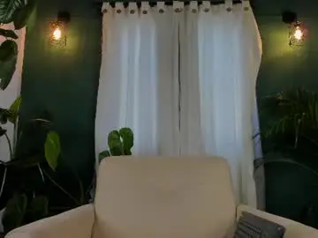 Chaturbate Live Sex Cam of aron_ford