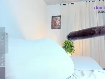 Chaturbate Adult Video Chat of carollin_1