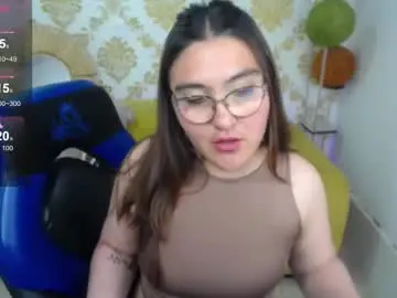 Chaturbate Nude Webcam of diamondfox_m