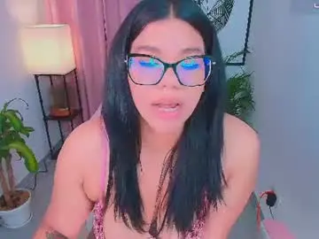 Chaturbate Live Sex Cam of ashleyy18__