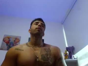 Chaturbate Live Porn of darius_phoenix