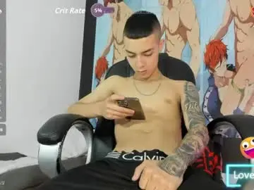 Chaturbate Adult Webcam of dereck_boyy_