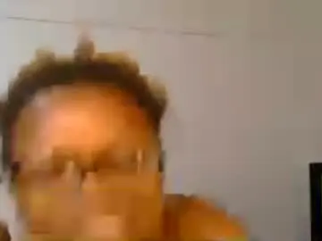 Chaturbate Watch Live Sex Cams of emziqui_20