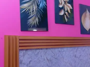 Chaturbate Free Live Porn of littlee_emilyy_