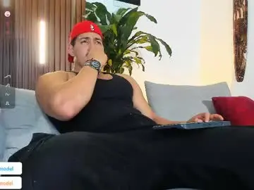 Chaturbate Nude Webcam of lucasanto_