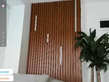 Chaturbate Live Sex Cam of lucasanto_