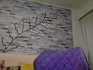 Chaturbate Adult Video Chat of kairafantasy