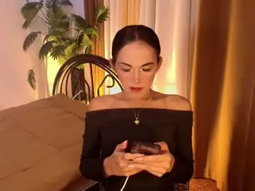 Chaturbate Live Sex Cam of sweet_marry143
