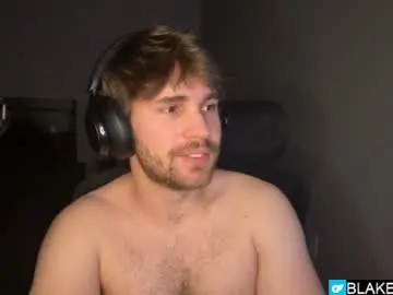 Chaturbate Free Porn Cam of blakemiles2