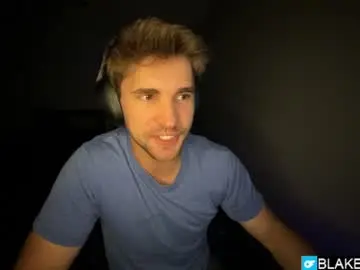 Chaturbate Watch Live Sex Cams of blakemiles2