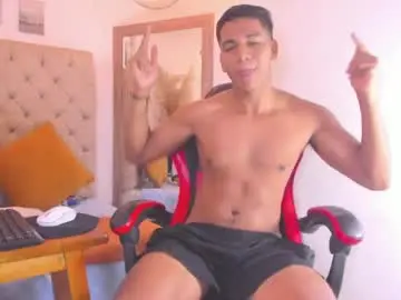 Chaturbate Live Porn of noah_sthone