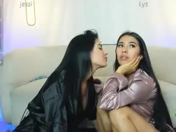 Chaturbate Sex Cam of prettygirls_00