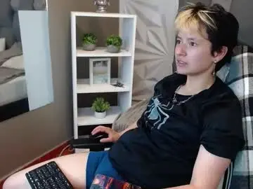 Chaturbate Live Sex Cam of redhood_1_