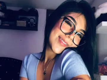 Imlive Live Sex Cam of MeganBaileyHype