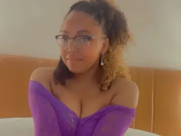 Imlive Sex Cam of GiveCaramelKiss