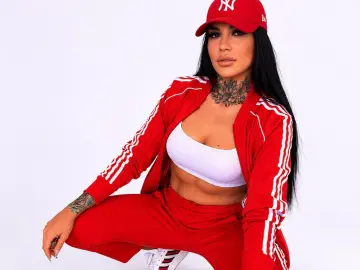 Imlive Sex Chat of HottyNicole