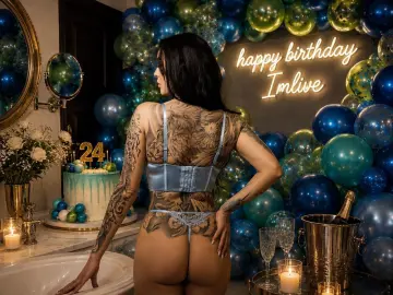 Imlive Watch Live Sex Cams of HottyNicole