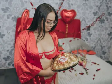 Imlive Live Sex Cam of AliPetite18