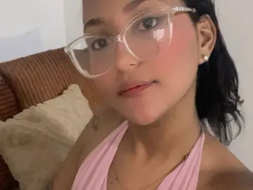 Imlive Adult Webcam of Rubi_Diamond